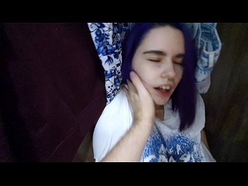 ❤️ Natagpuan ang aking kapatid na babae sa aparador at tinulungan ang kanyang cum ❌ Porno sa amin tl.xxxtophd.ru